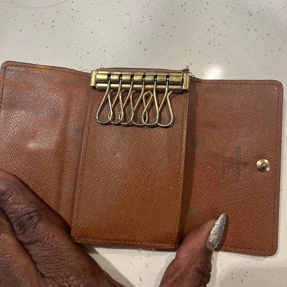 LV monogram keyholder - Picture 4 of 4